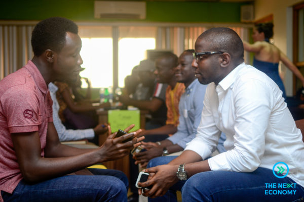 Chuka Ekeledo (Lead Strategist Astract9) helping out a participant during the ‘Speed date an expert’ session.
