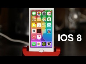 iOS 8 actually has multi-screen support, according to this developer