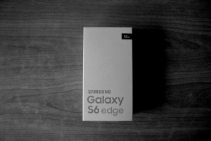 Unboxing: The Samsung Galaxy S6 Edge is a Work of Art