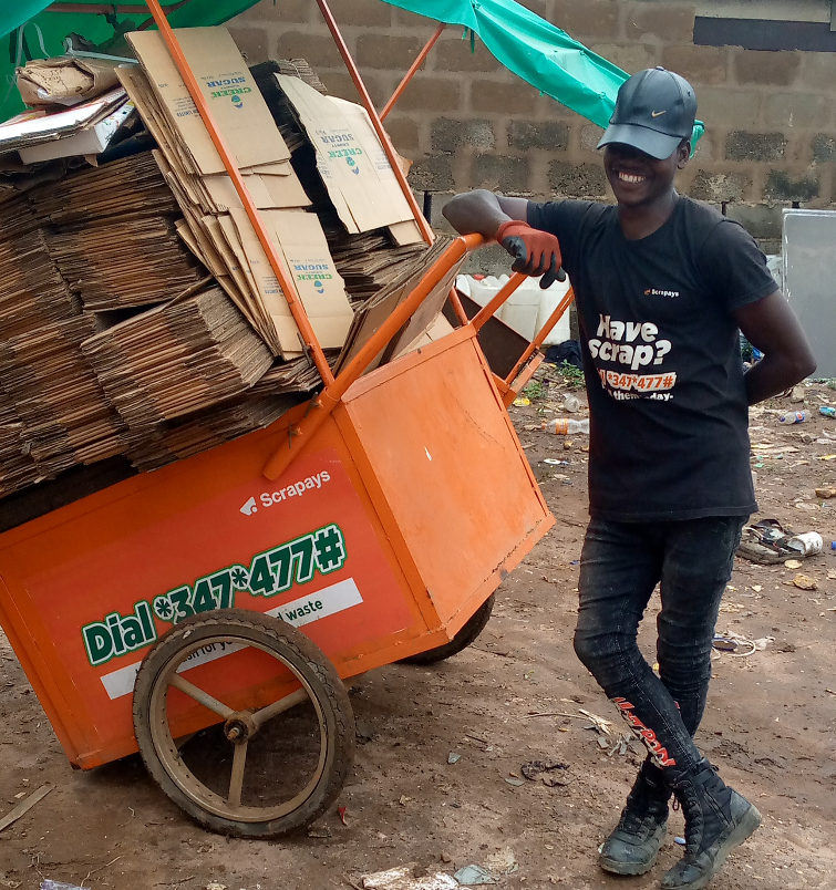A collector with the customised Scrapays cart.