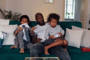 10 cool tech gift ideas for men on Father’s Day