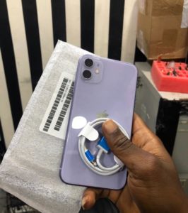 Inside Nigeria’s used iPhones market
