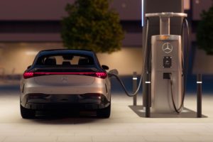 👨🏿‍🚀TechCabal Daily – SA to get more charging stations in 2024