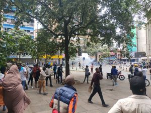 #OccupyParliament begins in Kenya with police blocking access to parliament