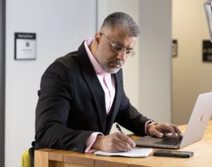 Vendease CFO resigns as the YC-backed startup restructures, seeks fresh capital