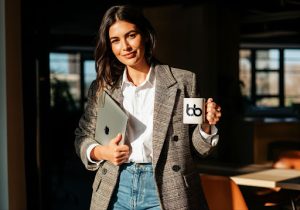 Turning logos into leads: How ‘As Seen On’ badges unlock double-digit conversion gains