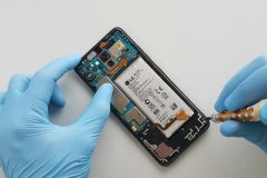 Common smartphone problems and how to fix them 