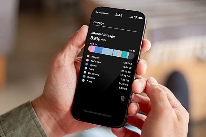 How to Free Up Storage on Android and iPhone |