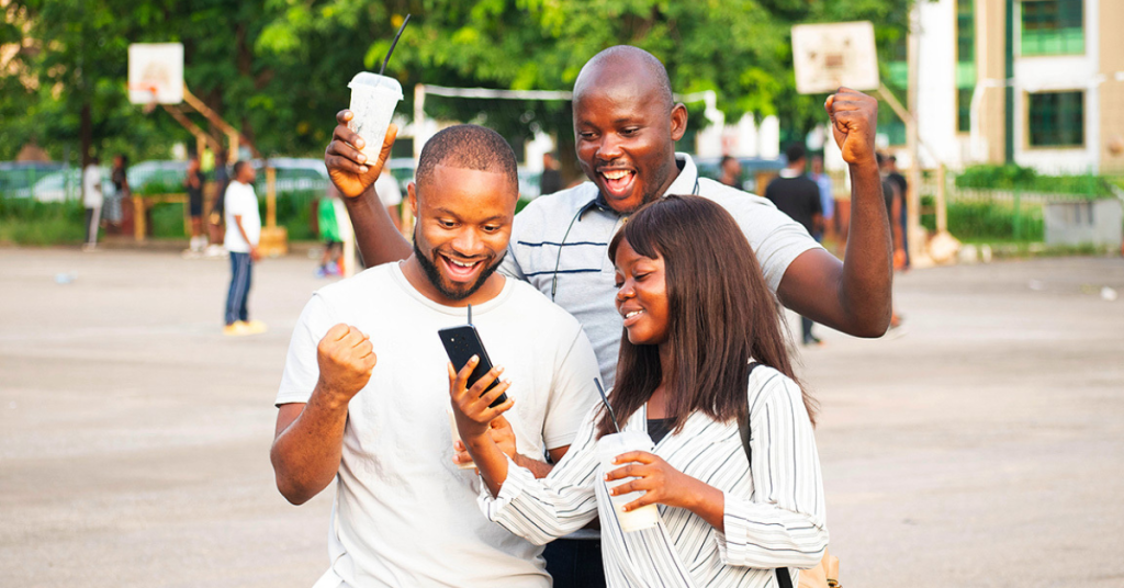 Supacash turns Valentine’s day into a social giving challenge with #100kSmiles