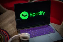 Spotify now wants listeners to know when AI helped make a song