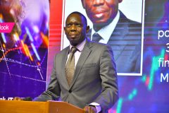Uganda’s central bank caps cash withdrawals in digital payments push