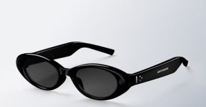 Google’s Intelligent Eyewear vs Ray-Ban Meta glasses: Key differences explained