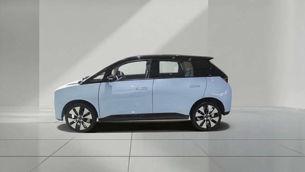 JรฉGO, GoCab strike deal to put 6,000 EVs on West African roadsย