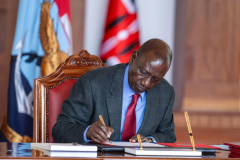 Kenya gives central bank powers to rescue banks during financial crises