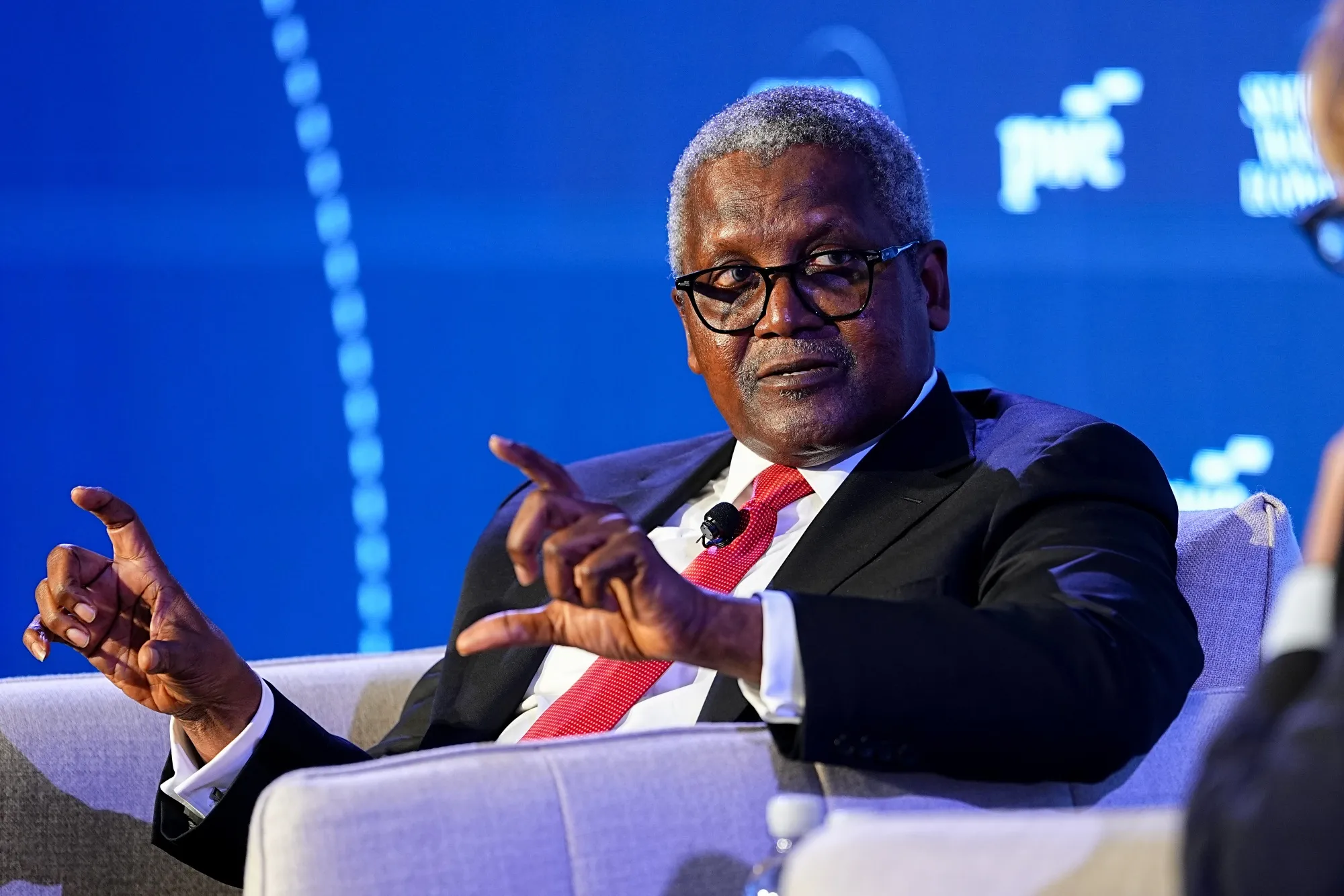 Zimbabweans can buy Dangote shares, but not quite through an app